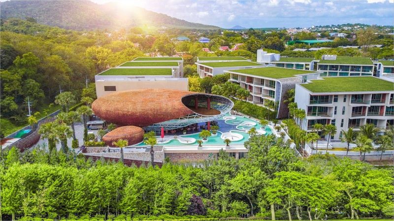 Wyndham Grand Nai Harn Beach Phuket